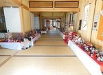 ちりめん細工の展示（和室）の写真