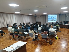 写真：市民説明会のようす