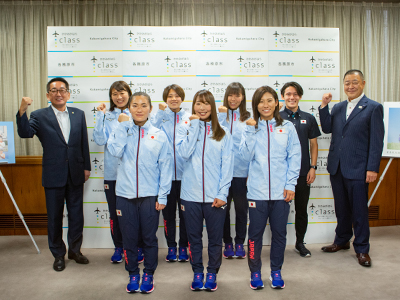 出場選手の集合写真