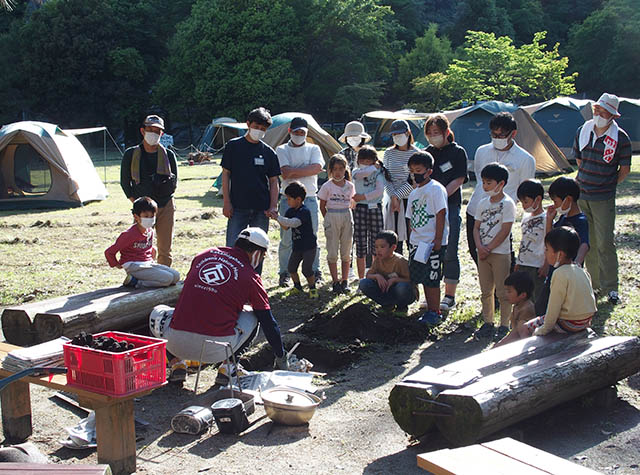 「親子で楽しもう！プチアウトドアに挑戦！」の写真