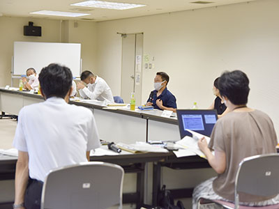 委員会の様子