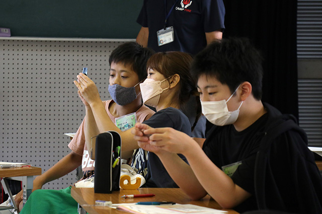 各務野科学ラボ第2回「光の不思議をあやつろう」の写真