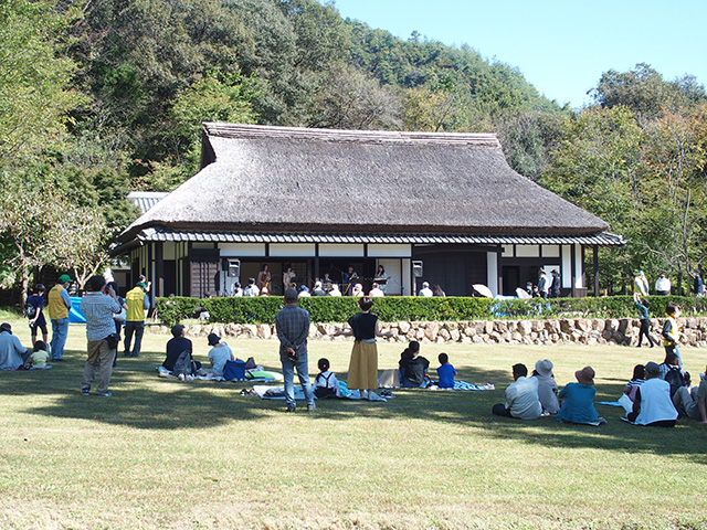 「竹×Sax×Percussion」～竹ギロをつくって演奏に参加しよう～の写真