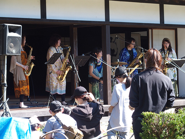 「竹×Sax×Percussion」～竹ギロをつくって演奏に参加しよう～の写真