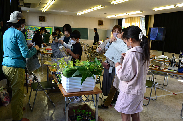 各務野科学ラボ第3回「身近な生き物の観察」の写真