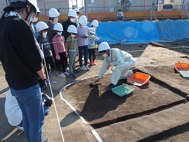 古代の遺跡を発掘しよう！の写真