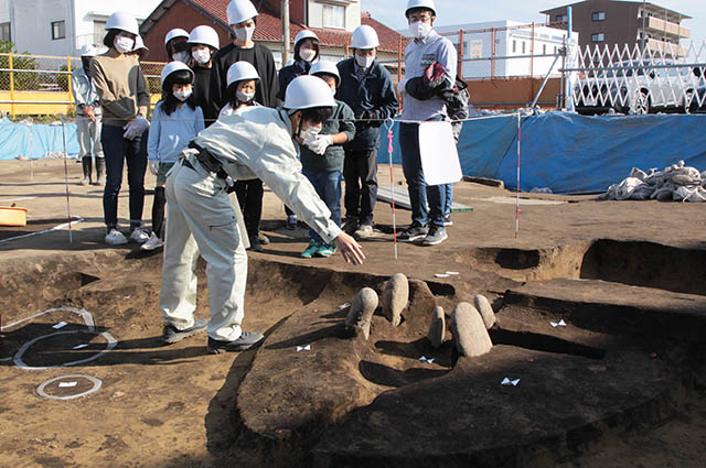 古代の遺跡を発掘しよう！の写真