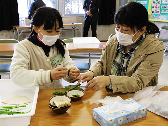 各務野科学ラボ第5回「植物にふくまれる色素の不思議」の画像