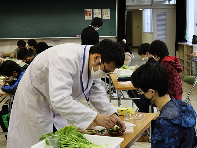 各務野科学ラボ第5回「植物にふくまれる色素の不思議」の画像