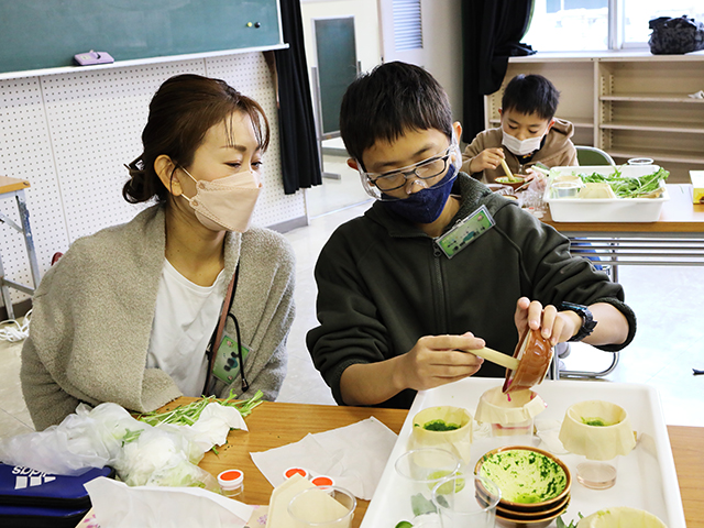 各務野科学ラボ第5回「植物にふくまれる色素の不思議」の画像