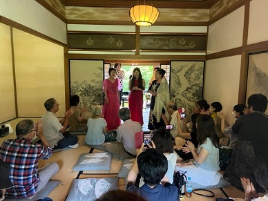 芸術祭の様子