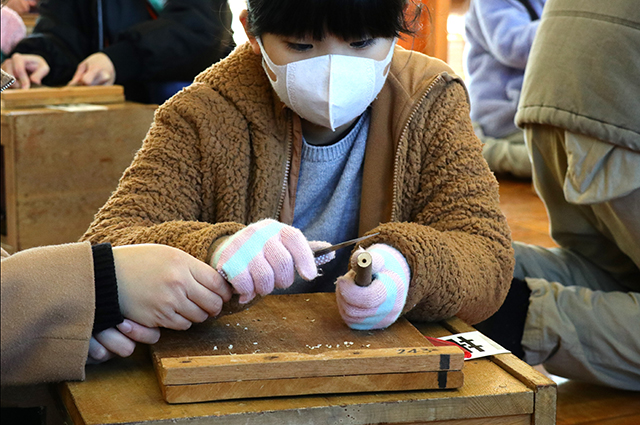 親子で挑戦クラフト体験の画像