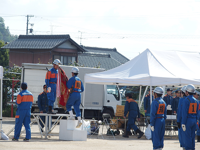 「稲羽地区消防操法大会」の写真