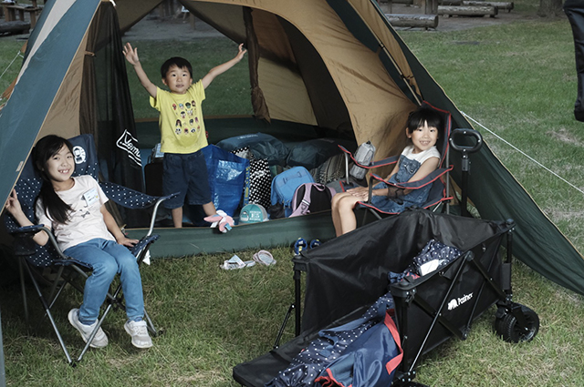 「家族で楽しもう！初めての春キャンプ」の写真