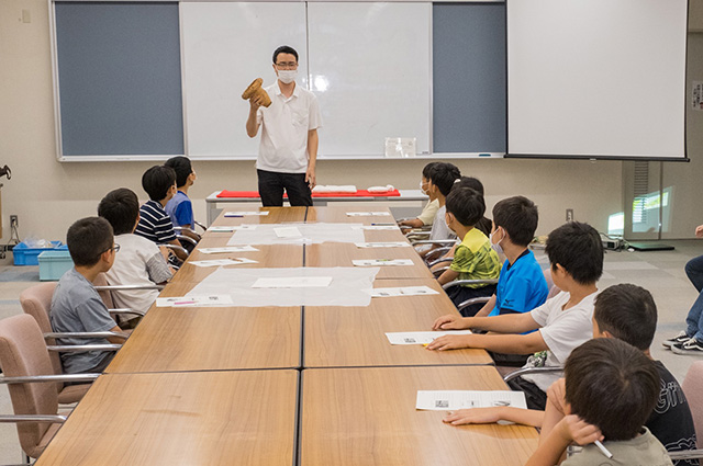 夏休み子ども講座「各務原の戦国時代を学ぼう」の写真