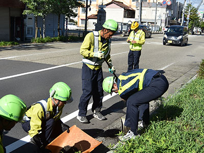 清掃を行う事業者の写真