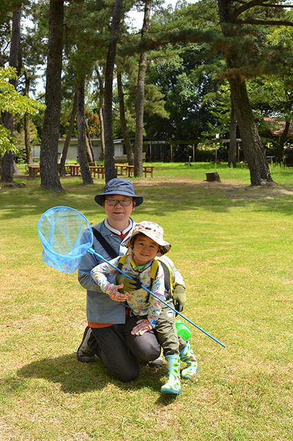 「親子で楽しもう！真夏の虫捕り体験！」の写真