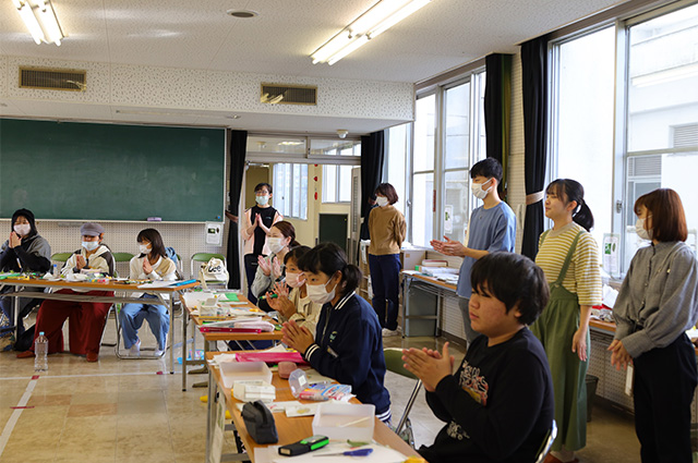 各務野科学ラボ「科学的な植物画を書いてみよう」の写真