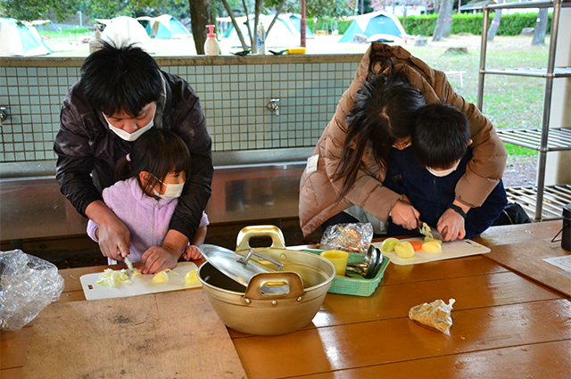 「親子で楽しもう！初めての秋キャンプ！」の写真