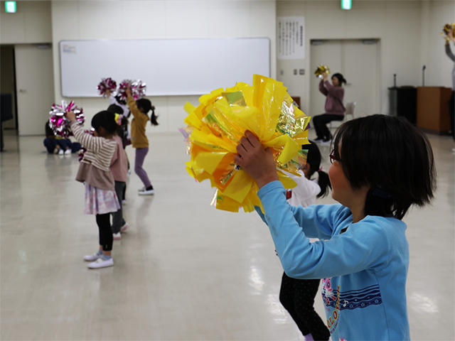 寒さなんか吹き飛ばそう！チアダンスで楽しむ90分の写真