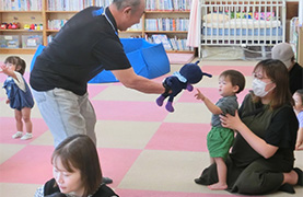 そはら子ども館でのばぁばじぃじの写真