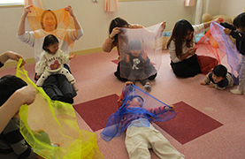 かわしま子ども館のみんなで遊ぼの写真