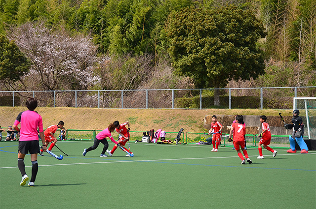 ホッケー女子日本代表との交流会の写真