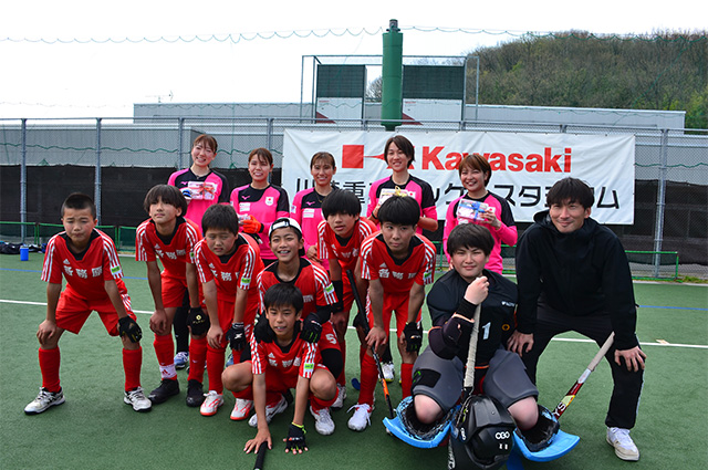 ホッケー女子日本代表との交流会の写真