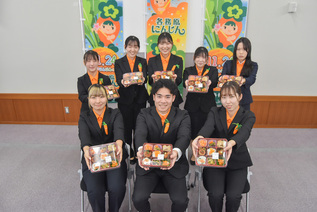 「各務原にんじんを食べよう！三代目生彩弁当」