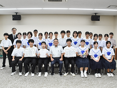桜丘中学校吹奏楽部の皆さんと市長