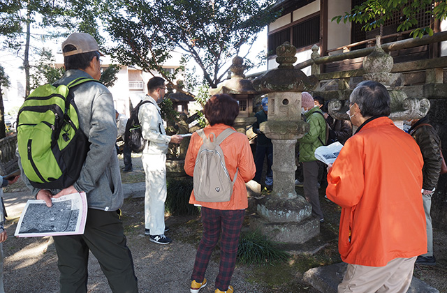 稲羽の史跡と小島三郎の写真