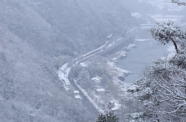鵜沼の雪景色の写真