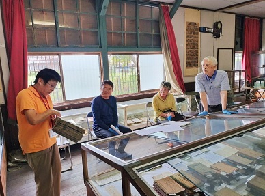 資料館見学会のようす