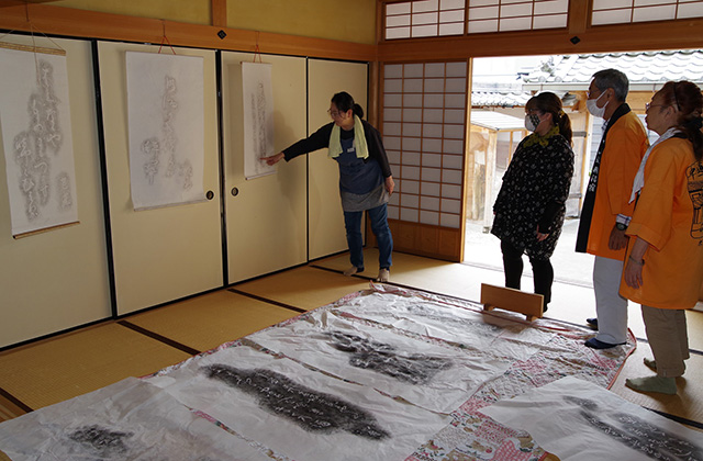 松尾芭蕉石碑の拓本講座の写真