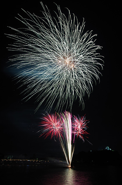 第46回日本ライン夏まつりロングラン花火の写真