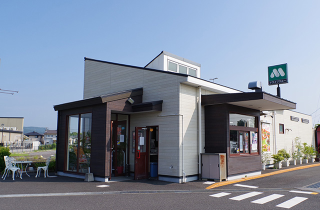 夏休み子ども講座「ハンバーガー製造体験」の写真