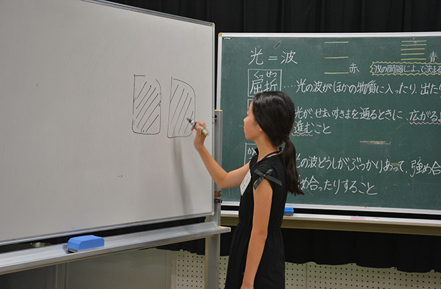 自然の家でひらく「科学のトビラ」の写真
