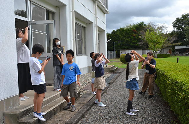 自然の家でひらく「科学のトビラ」の写真