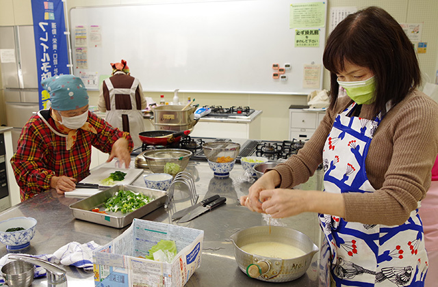 シニアからはじめるフレイル予防料理教室「麺処ふれらんち」の写真