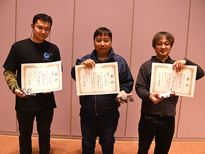 企業対抗レースで好成績を収めた企業の方