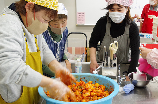各務原キムチ漬け講習会の写真