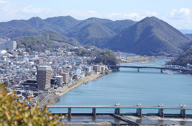 野外セミナー「伊木山から鵜沼城を望む！」の写真