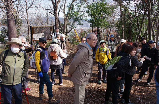 野外セミナー「伊木山から鵜沼城を望む！」の写真