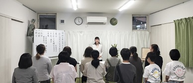 早朝研修のようす