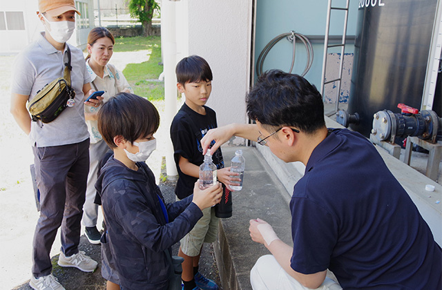 親子で探検！水道施設のひみつ 水道施設見学会の写真