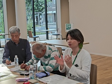 質問に応じる横井さん