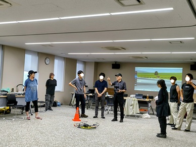 ドローン研修のようす