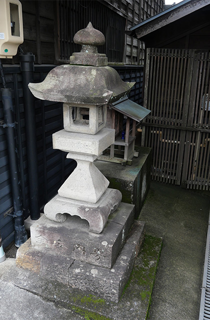 中山道鵜沼宿の家並みの写真