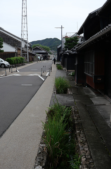 中山道鵜沼宿の家並みの写真