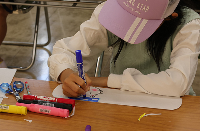 自然の家でひらく科学のトビラ とべ！ひこうき～つくろう・とばそう・くふうしよう～の写真